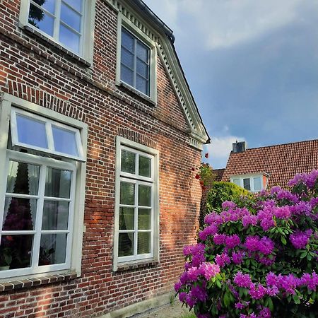 Haus Am Herrenwall Esens Esterno foto